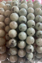 Load image into Gallery viewer, Cookies &amp; Cream Stone 10MM
