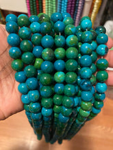 Load image into Gallery viewer, Green/Blue Multi Print Glass Bead 10MM
